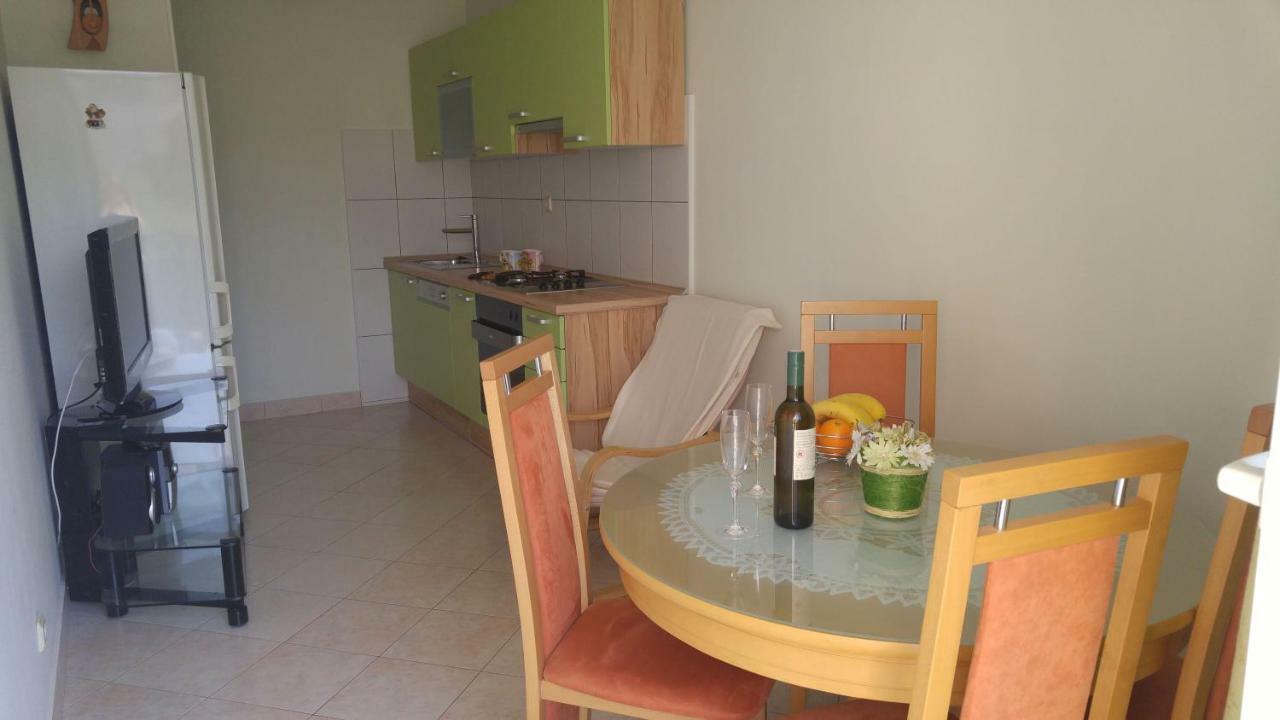 Two Bedroom Apartment Near Beach And Center 스플리트 외부 사진